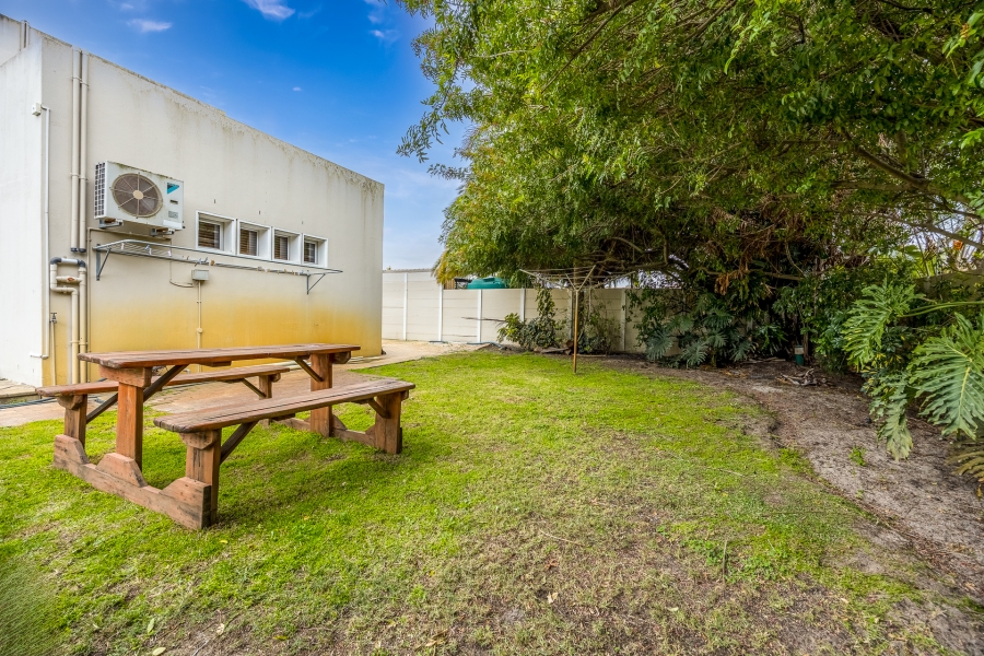 5 Bedroom Property for Sale in Rouxville Western Cape